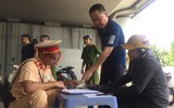 Cận cảnh súng ngắn đồ chơi gây sát thương bị lực lượng CSGT Hà Nội phát hiện, thu giữ